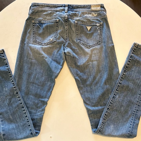 Guess Jeans - Picture 4 of 8